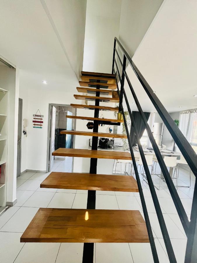 Superbe Duplex Design Neuf 2 Chambres, Climatise Tout Confort, Facile D,Acces Stationnement Gratuit 马赛 外观 照片