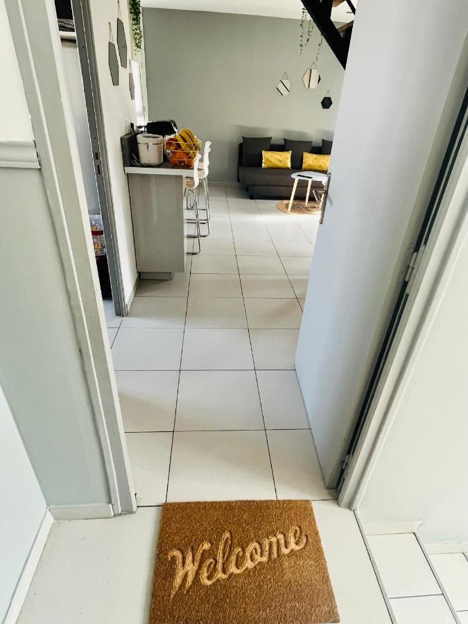 Superbe Duplex Design Neuf 2 Chambres, Climatise Tout Confort, Facile D,Acces Stationnement Gratuit 马赛 外观 照片