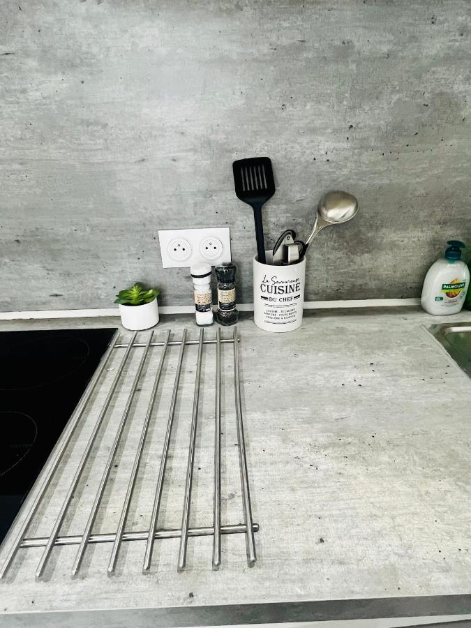 Superbe Duplex Design Neuf 2 Chambres, Climatise Tout Confort, Facile D,Acces Stationnement Gratuit 马赛 外观 照片